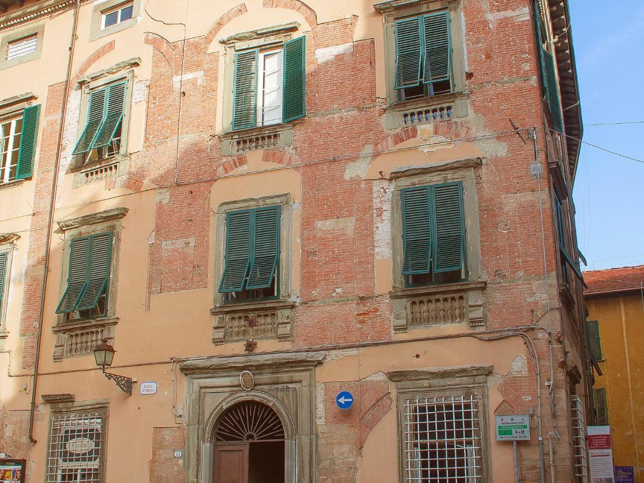 Apartment Palazzo Cittadella By Interhome Lucca Luaran gambar